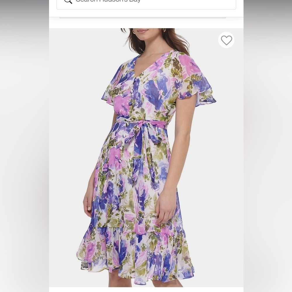 Calvin Klein

Floral Chiffon Midi Dress
